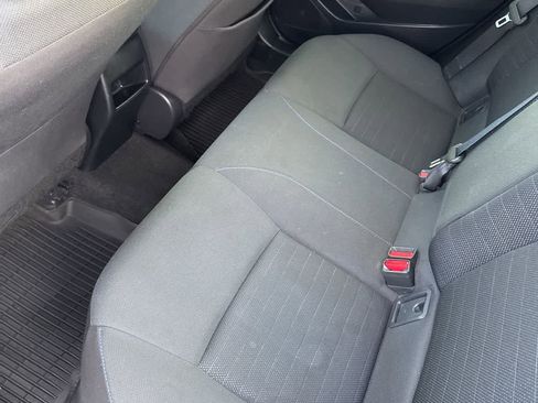 Used 2020 Toyota Corolla SE FWD image 8