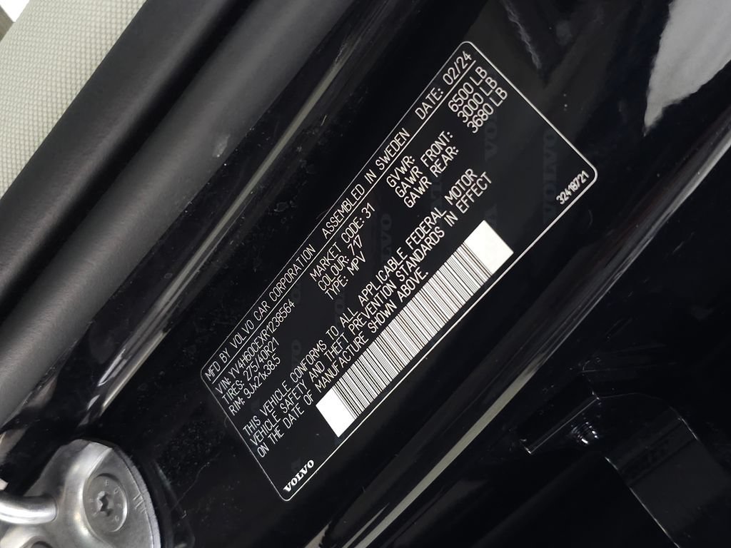 Certified 2024 Volvo XC90 T8 Plus w/ Protection Package AWD/4WD image 38