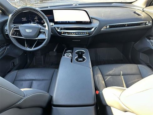 Certified 2024 Cadillac Lyriq Luxury w/ LPO, Floor Liner Package image 20