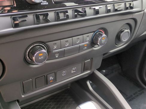 New 2026 Nissan Frontier SV image 22