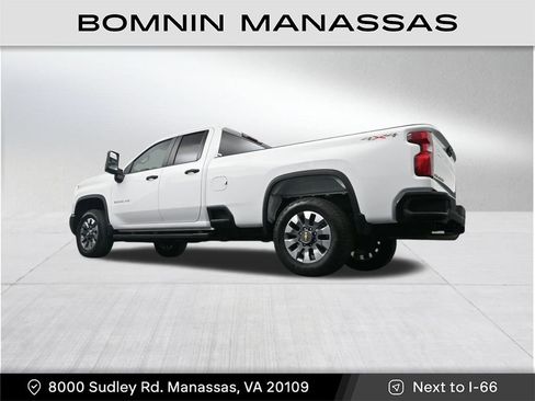 Used 2024 Chevrolet Silverado 2500 Custom w/ Custom Convenience Package image 32