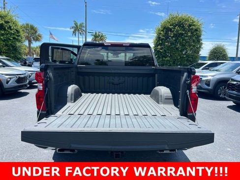 Used 2024 Chevrolet Silverado 1500 LT AWD/4WD image 16
