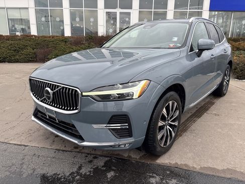 Certified 2023 Volvo XC60 B5 Plus w/ Climate Package image 2