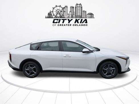 New 2026 Kia K4 FWD image 7