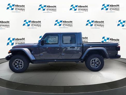 New 2026 Jeep Gladiator Rubicon w/ Safety Group AWD/4WD image 2