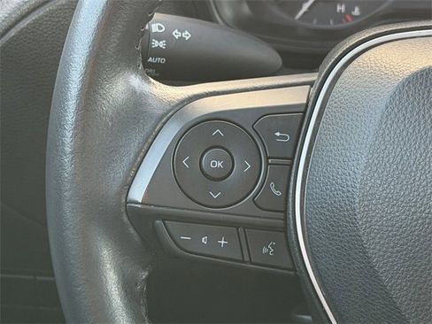 Used 2023 Toyota Corolla Cross LE image 27