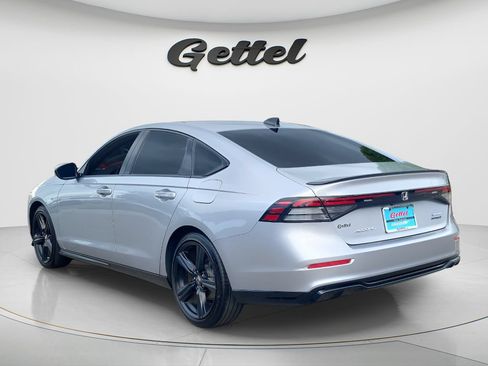 Used 2023 Honda Accord Sport image 7
