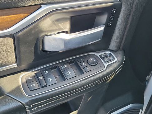 Used 2024 RAM 2500 Laramie image 14