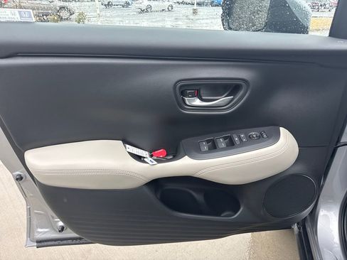 New 2026 Honda HR-V LX image 12