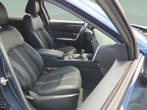 Used 2025 MAZDA CX-50 AWD 2.5 S w/ Preferred Package image 17