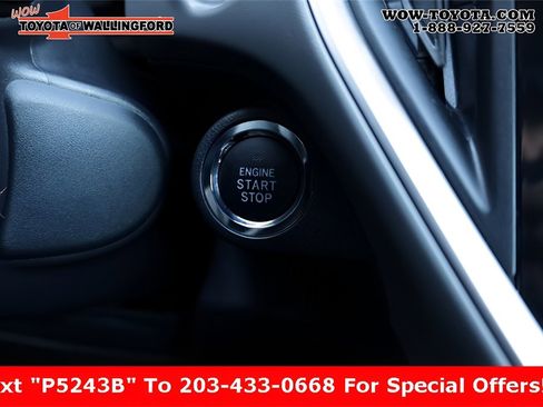 Used 2024 Subaru Crosstrek 2.0i Premium image 36