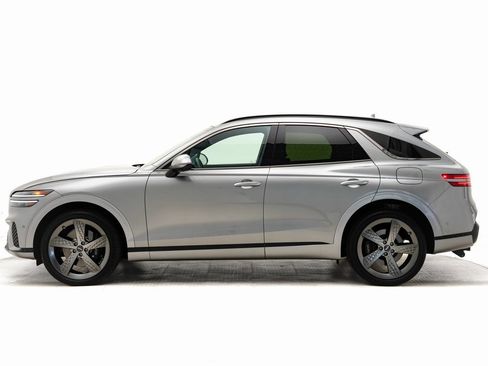 Used 2025 Genesis GV70 3.5T Sport w/ Sport Advanced Package image 30
