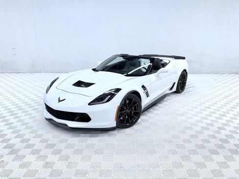 Used 2017 Chevrolet Corvette Grand Sport w/ Carbon Flash Badge Package image 2