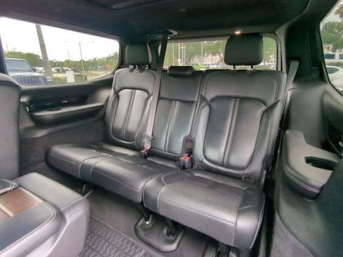 Certified 2022 Jeep Grand Wagoneer Series I AWD/4WD image 16