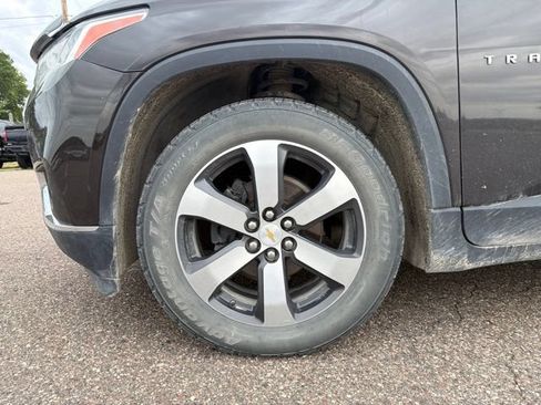 Used 2018 Chevrolet Traverse LT AWD/4WD image 24