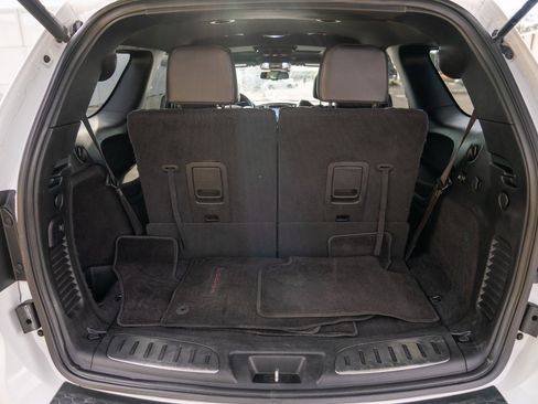 Used 2016 Dodge Durango R/T w/ Technology Group AWD/4WD image 29