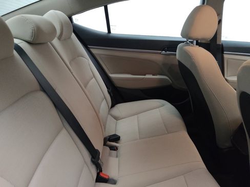 Used 2018 Hyundai Elantra Value Edition FWD image 19