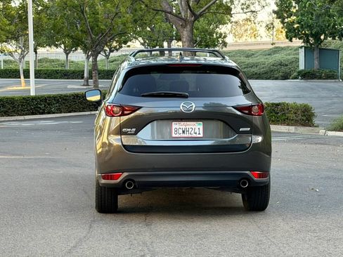 Used 2017 MAZDA CX-5 Touring w/ Preferred Equipment Package AWD/4WD image 5