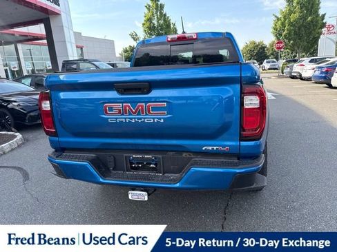 Used 2023 GMC Canyon AT4 AWD/4WD image 9