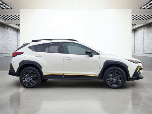 Used 2024 Subaru Crosstrek 2.5i Sport w/ Crosstrek Mirror Package AWD/4WD image 4
