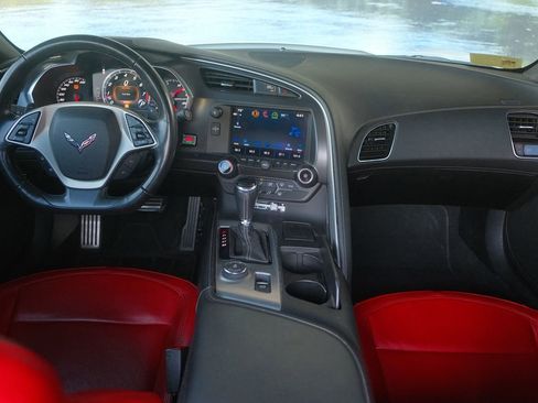 Used 2019 Chevrolet Corvette Grand Sport w/ Carbon Flash Badge Package image 18