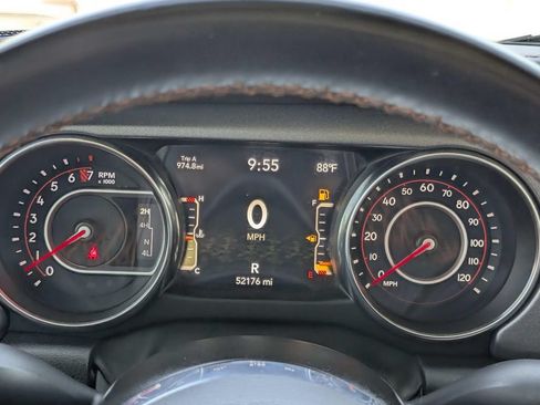Used 2022 Jeep Gladiator Mojave AWD/4WD image 37