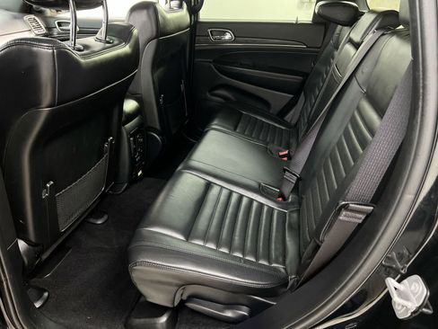 Used 2019 Jeep Grand Cherokee Limited X image 29