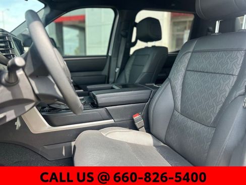 Used 2025 Toyota Tundra SR5 w/ SR5 Premium Package AWD/4WD image 10