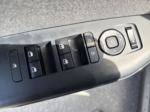 Certified 2025 Kia K4 EX FWD image 16