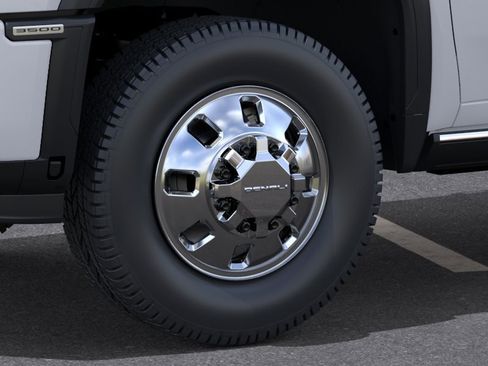 New 2026 GMC Sierra 3500 Denali w/ Denali Reserve Package AWD/4WD image 9