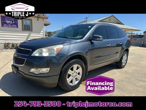 Used 2012 Chevrolet Traverse LT image 1