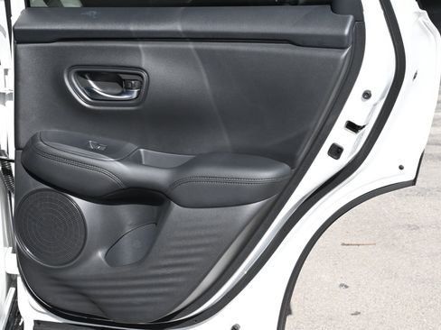 New 2026 Honda HR-V LX image 12