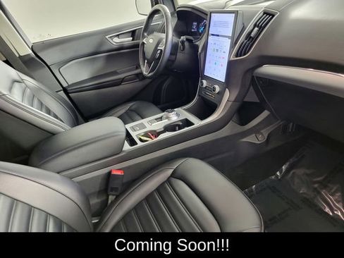 Used 2022 Ford Edge SEL w/ Convenience Package image 19
