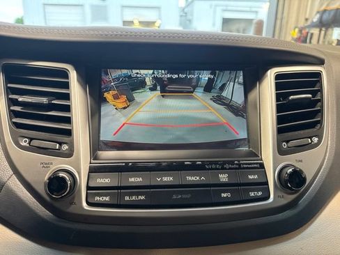 Used 2017 Hyundai Tucson Limited FWD image 23