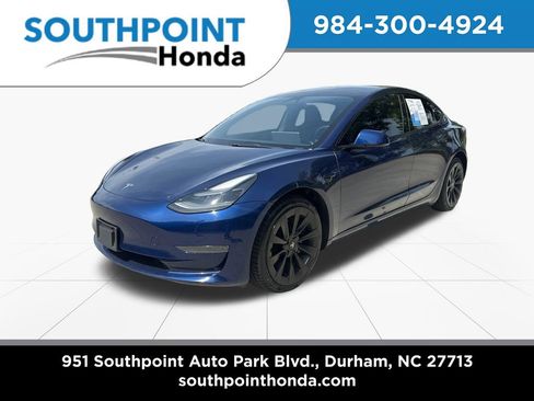 Used 2023 Tesla Model 3 Standard Range RWD image 3