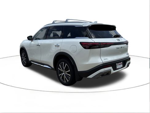 Used 2025 INFINITI QX60 Sensory image 5