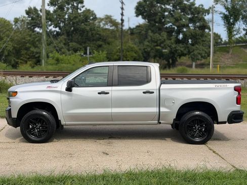 Used 2021 Chevrolet Silverado 1500 Custom Trail Boss w/ Safety Confidence Package AWD/4WD image 2
