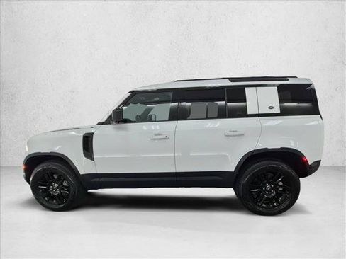 Used 2024 Land Rover Defender 110 S AWD/4WD image 9
