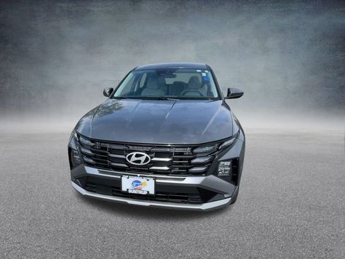 Used 2025 Hyundai Tucson SE image 7