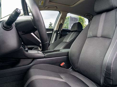 Used 2020 Honda Civic EX image 15