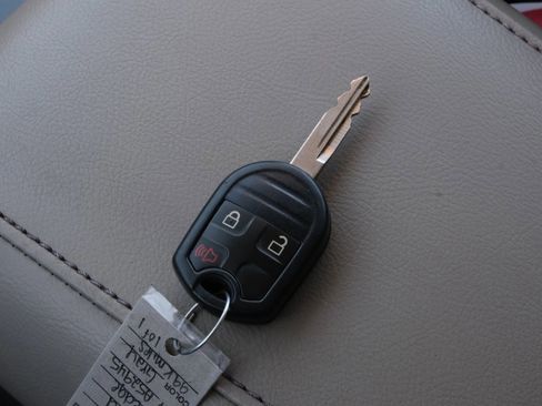 Used 2013 Ford Edge Limited AWD/4WD image 41