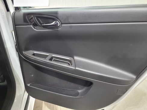 Used 2016 Chevrolet Impala Limited LS image 39