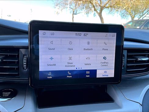 Used 2023 Ford Explorer XLT image 33