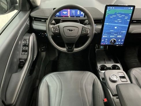 Used 2024 Ford Mustang Mach-E Premium image 11