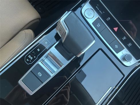 Used 2020 Audi A8 L 3.0T w/ Executive Package image 24