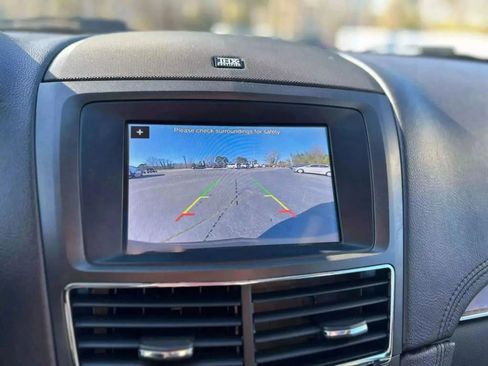 Used 2019 Lincoln MKT Reserve Sport Utility 4D image 19