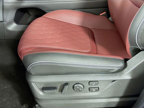 New 2026 INFINITI QX80 Autograph w/ Premium Cargo Package image 25