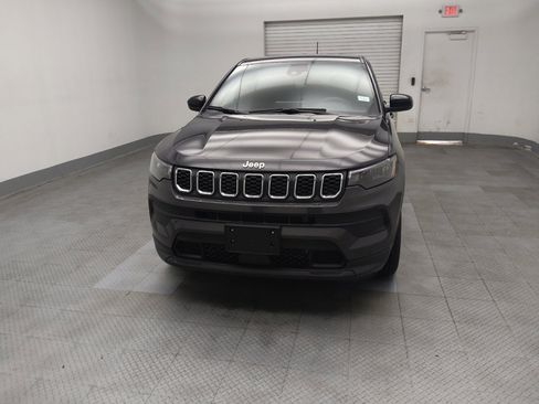 Used 2024 Jeep Compass Sport AWD/4WD image 15