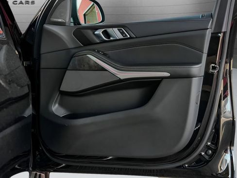 Used 2024 BMW X5 sDrive40i image 11