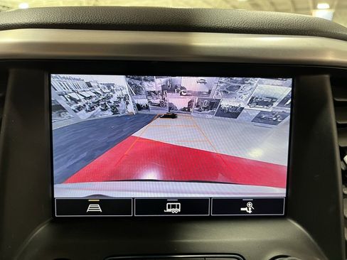 Certified 2023 GMC Acadia SLE w/ Driver Convenience Package image 39